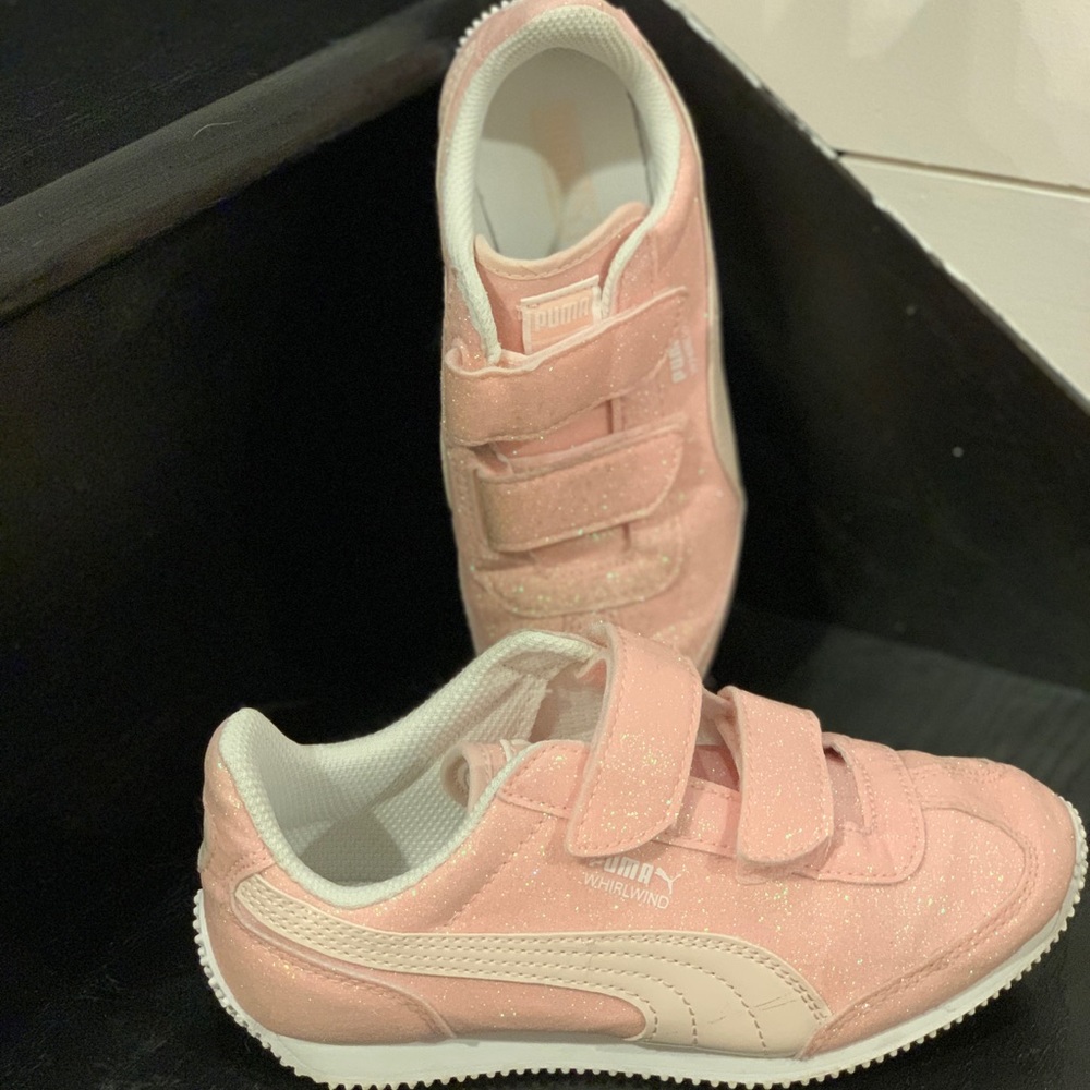Kids Puma Whirlwind Sneaker- Pale Pink size 1
